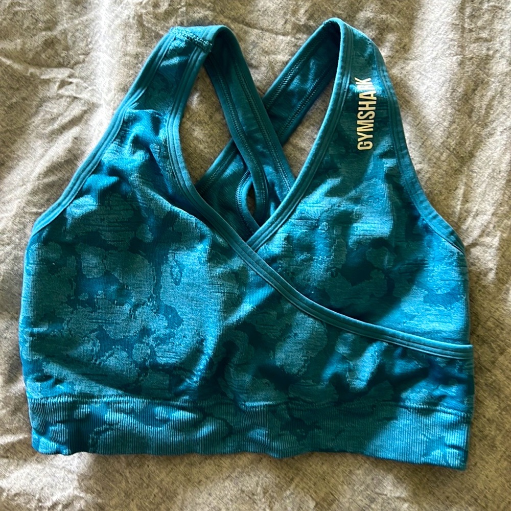 GYMSHARK ADAPT CAMO SEAMLESS SPORTS BRA SIZE MEDIUM